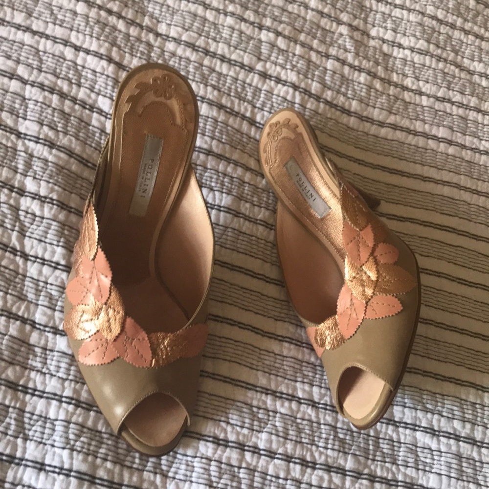 Pollini hand crafted beige leather heels. Sz 37.
